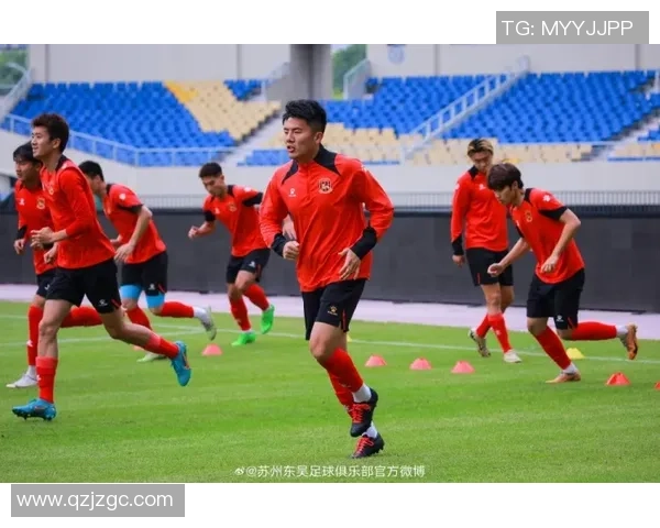 杭州飞盘队在攀岩联赛中的默契配合与战术分析 杭州飞盘队在攀岩联赛中的默契配合与战术分析