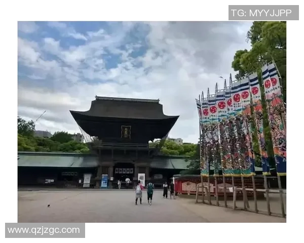 南京攀岩队携手共进探索配合新模式引发热议 南京攀岩队携手共进探索配合新模式引发热议